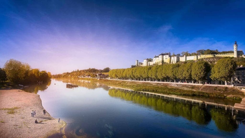 chinon parada obrigatria para qualquer roteiro de enoturismo na frana
