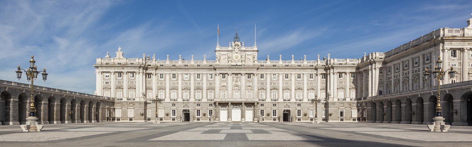 Exposiciones Madrid: Explorando el Arte y la Cultura en 4 lugares 2 Wine Gogh