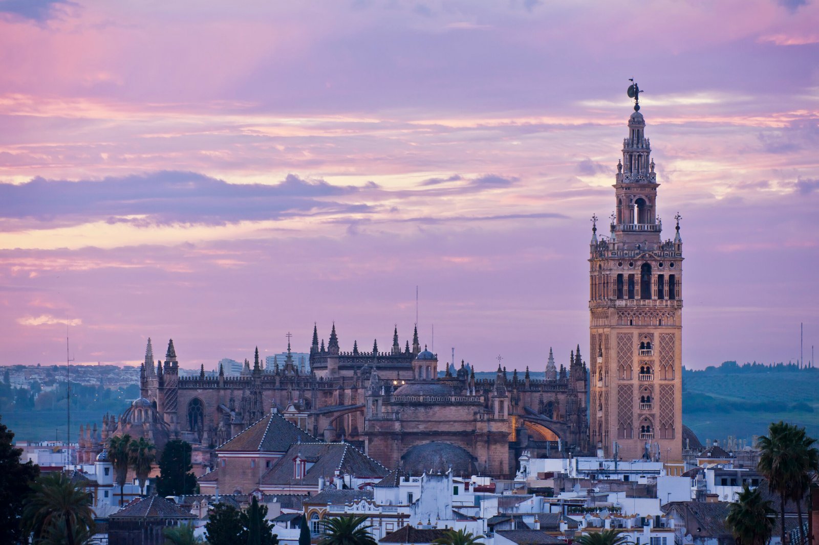 Atardecer en Sevilla: Descubriendo la Belleza a Través de 5 Experiencias Únicas 2 atardecer en Sevilla