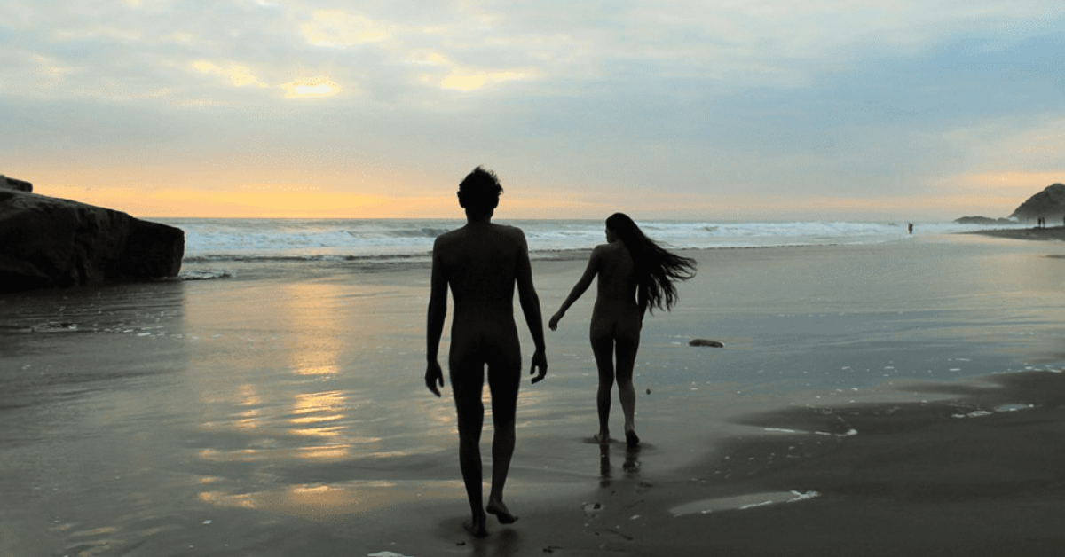Las Mejores Playas Nudistas en Málaga: TOP 6 2 Wine Gogh