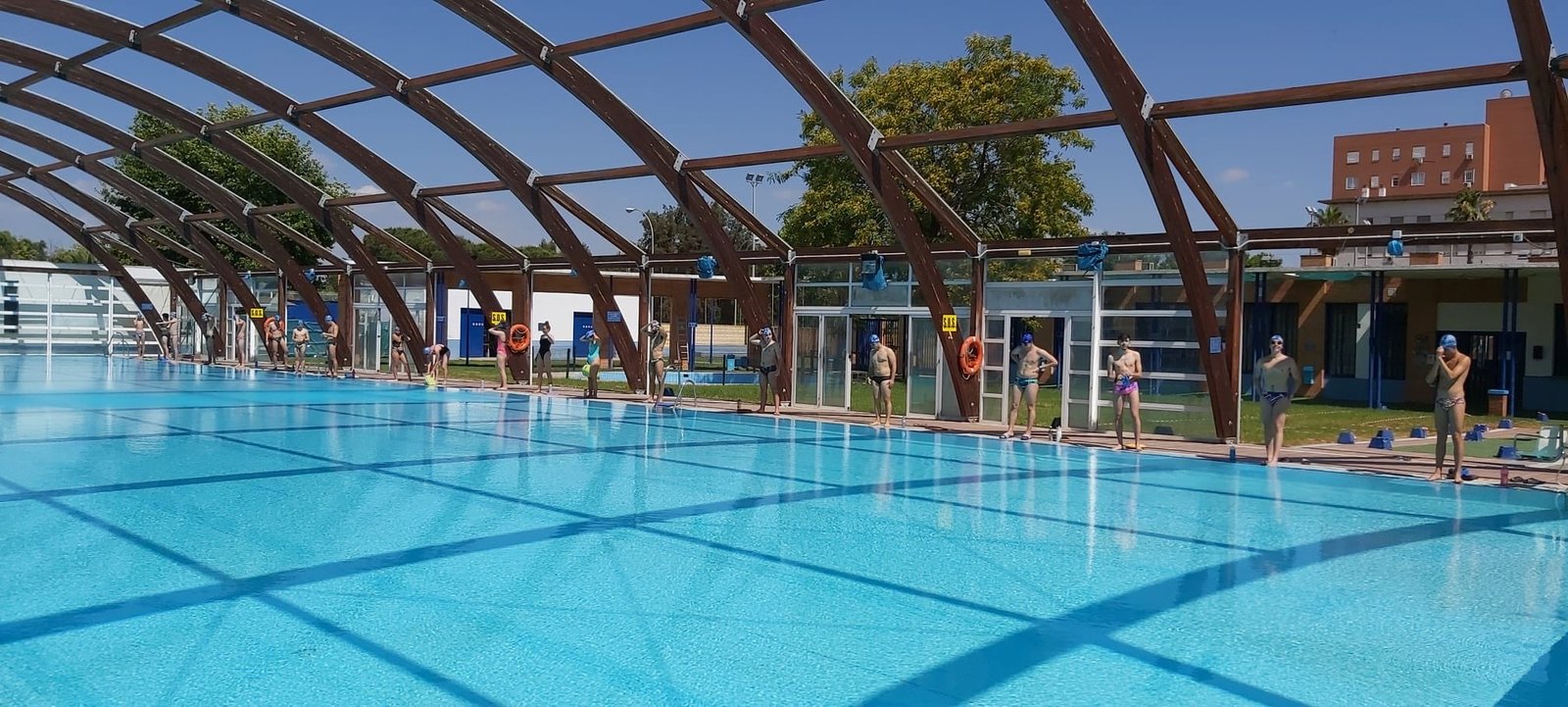 4 Piscinas Sevilla para Disfrutar del Verano 4 Wine Gogh