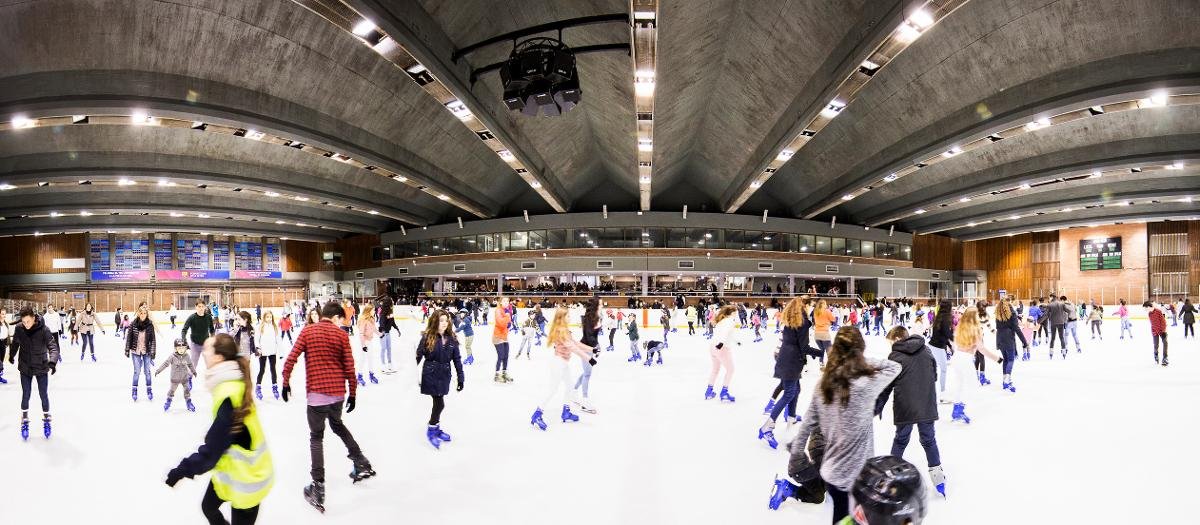 Pista de Hielo Barcelona: 1 Lugar de Diversión y Deporte 3 Wine Gogh