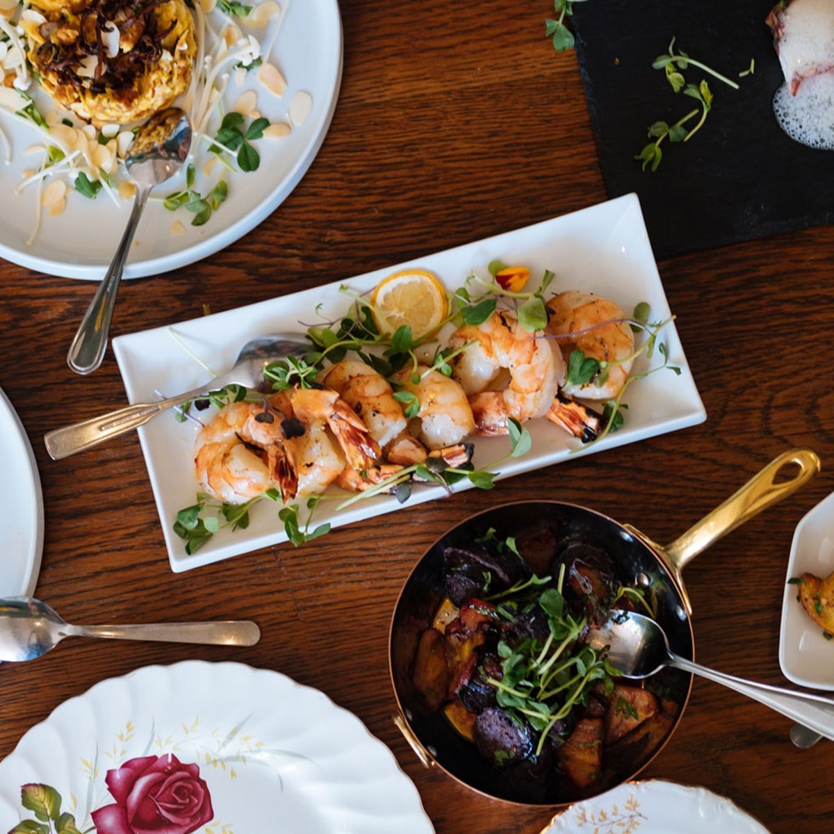 Cena Romantica Malaga; Descubre la Exquisita Gastronomía y el Encanto de Málaga, Cena Romántica en la Joya de la Costa del Sol Top 5 5 Wine Gogh