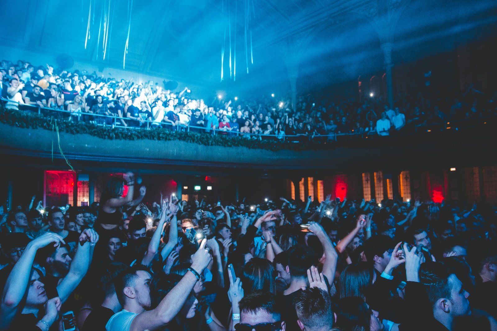 Discotecas Sevilla; Las 7 Mejores Discotecas Top para Disfrutar de la Noche en Sevilla 3 Wine Gogh