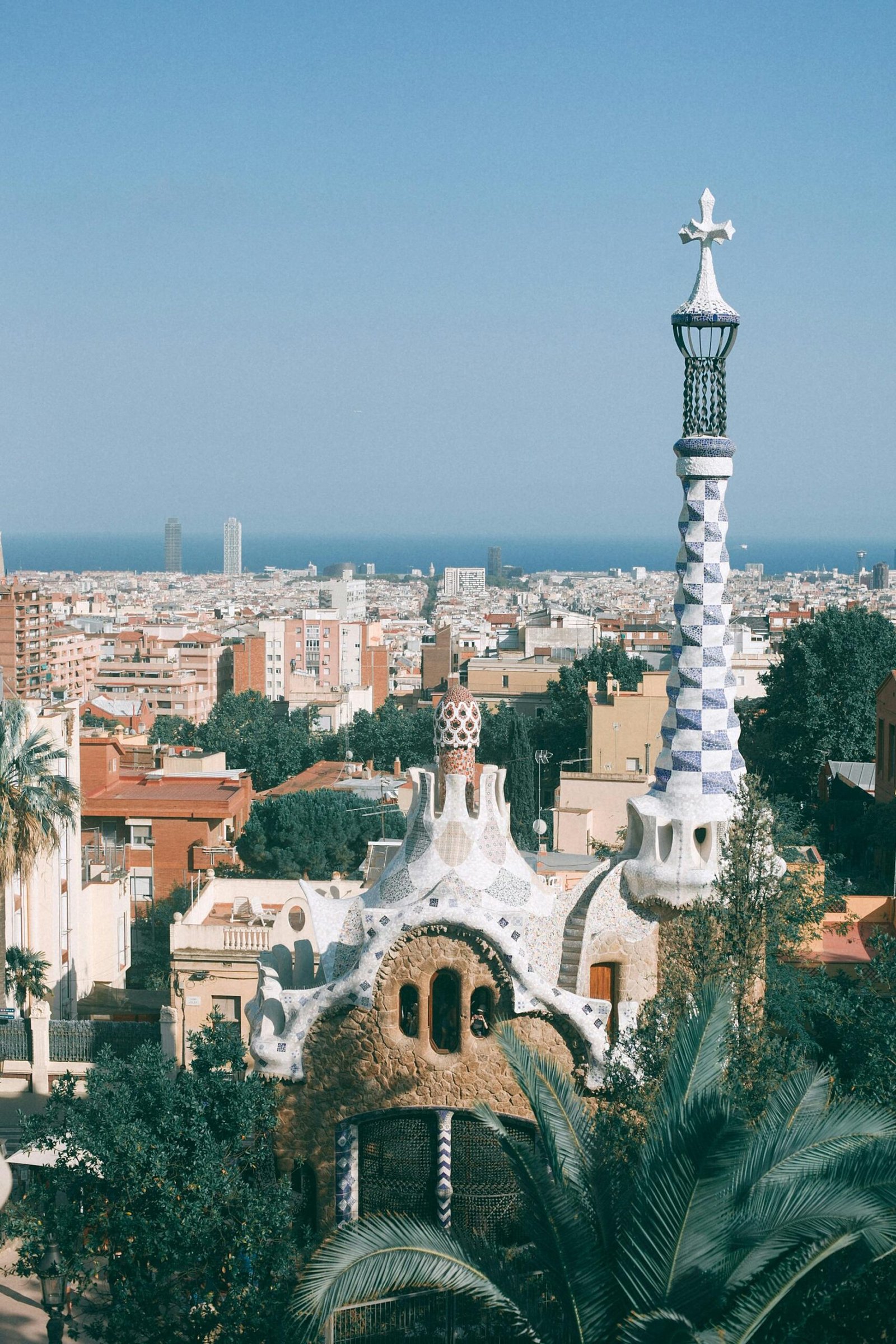 Cosas que hacer en Barcelona; Top 7 Actividades Imperdibles 3 Wine Gogh