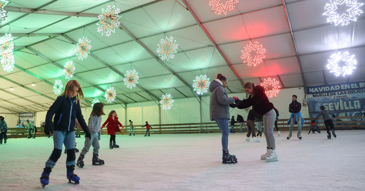 Pista de Hielo Sevilla: 1 Oasis Invernal en el Corazón de Andalucía 4 Wine Gogh