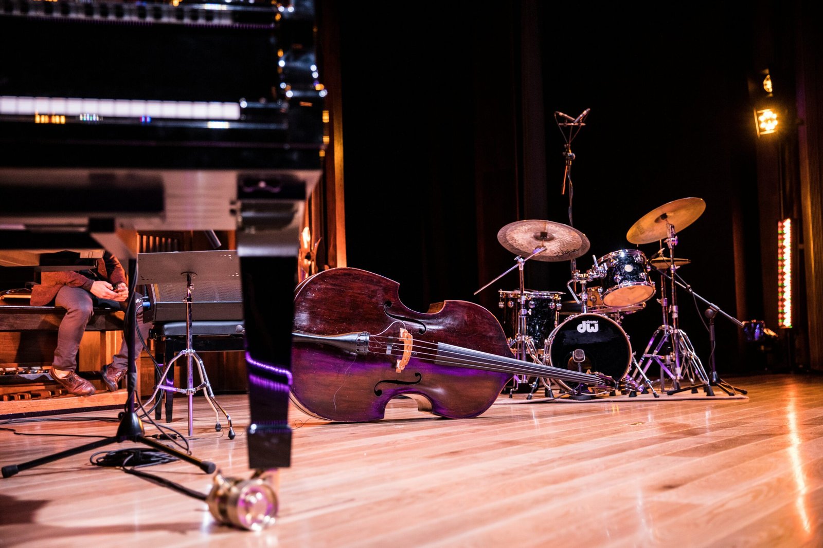Jazz Valencia; Explorando la Escena de Jazz en Valencia Top 5 Lugares Imperdibles para Disfrutar de Música en Vivo 2 Wine Gogh