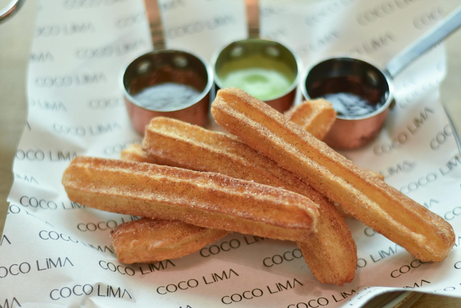 Churreria Madrid; Las Mejores Churrerías de Madrid, Disfruta de Deliciosos Churros y Chocolate Caliente Top 5 4 Wine Gogh