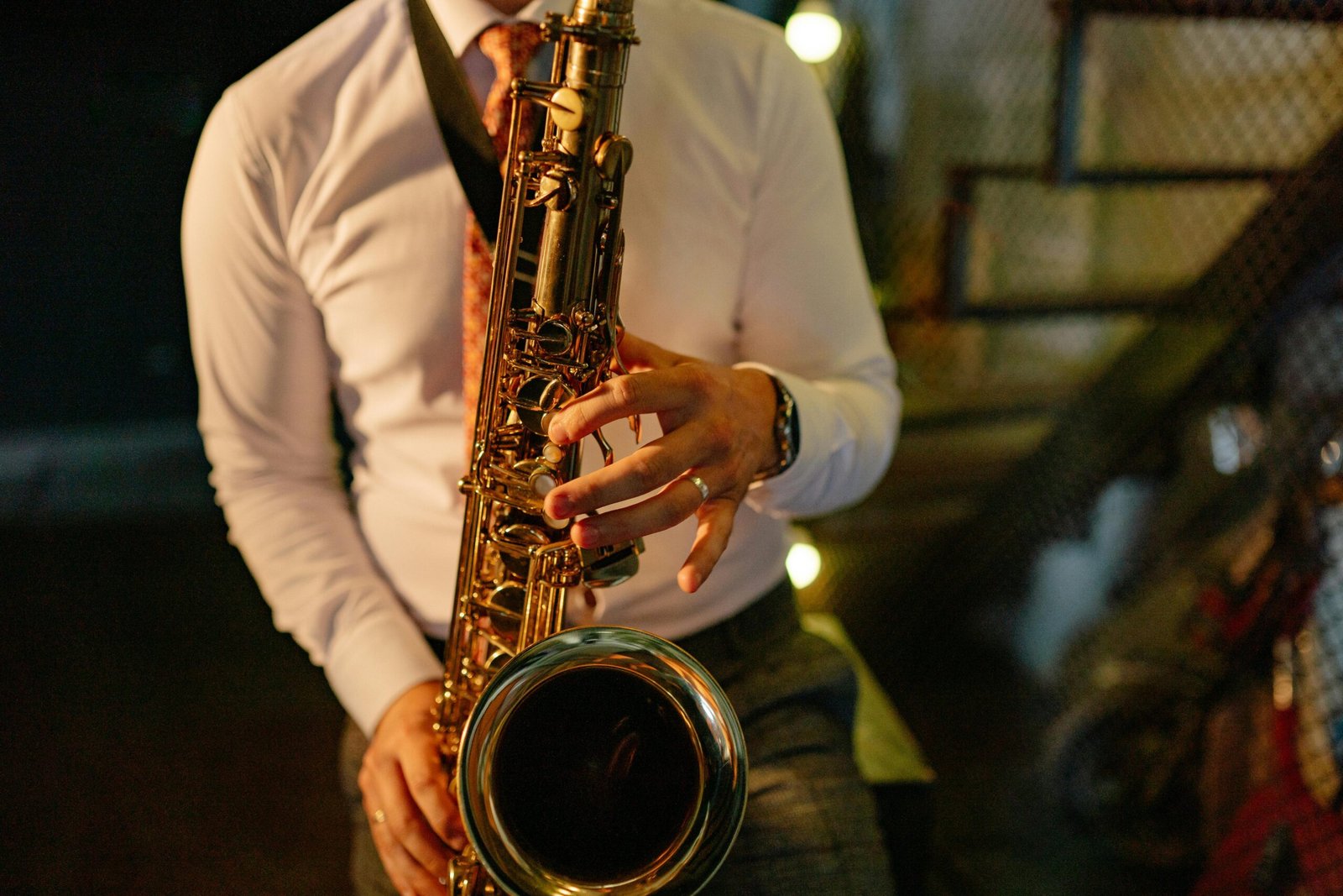 Jazz Valencia; Explorando la Escena de Jazz en Valencia Top 5 Lugares Imperdibles para Disfrutar de Música en Vivo 5 Wine Gogh