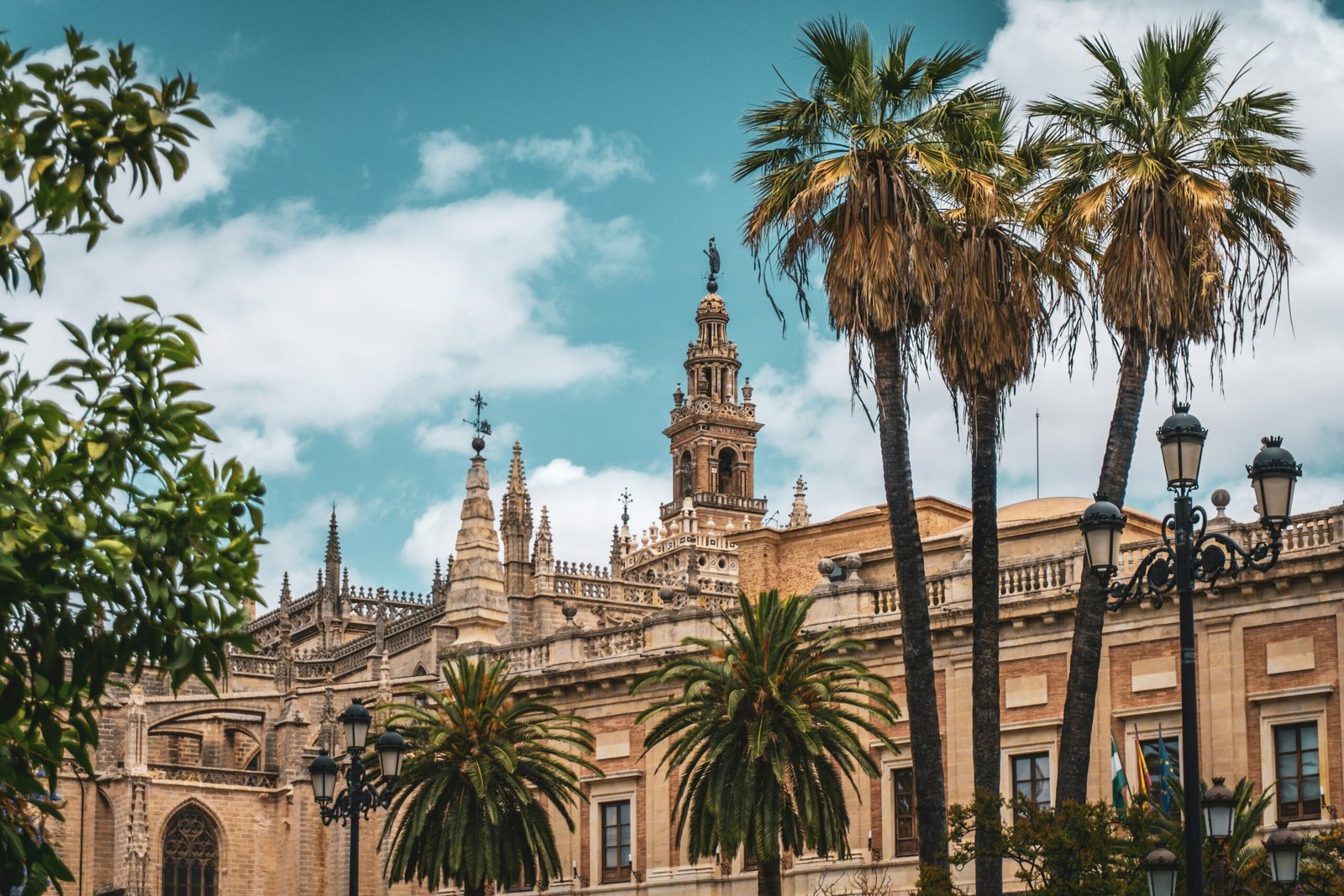 Sevilla Monumentos; Explorando los Monumentos Emblemáticos de Sevilla su Historia, Arquitectura y Cultura 1 Sevilla Monumentos