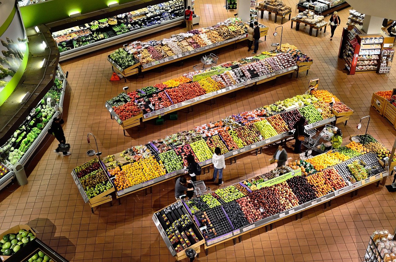 Que regalar en Málaga; 5 Regalos Exclusivos en Málaga para una Experiencia Inolvidable 2 supermarket 949913 1280