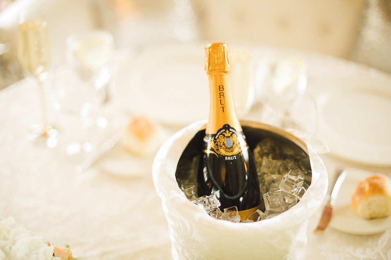 champagne 4736380 1280