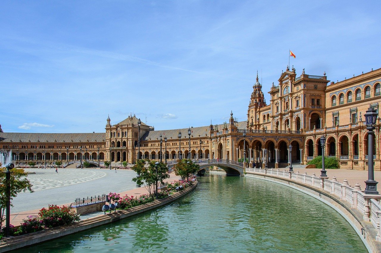 Lugares top en Sevilla; 5 Lugares Imprescindibles que Debes Visitar en Sevilla para Vivir su Magia 4 city square 825551 1280