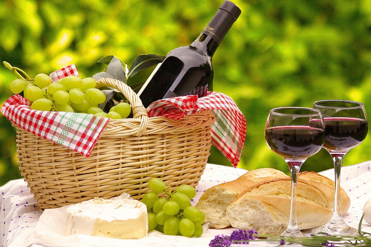 Tardes en Barcelona; 5 Tardes Mágicas para Enamorarte de Barcelona 3 meal 7468405 1280