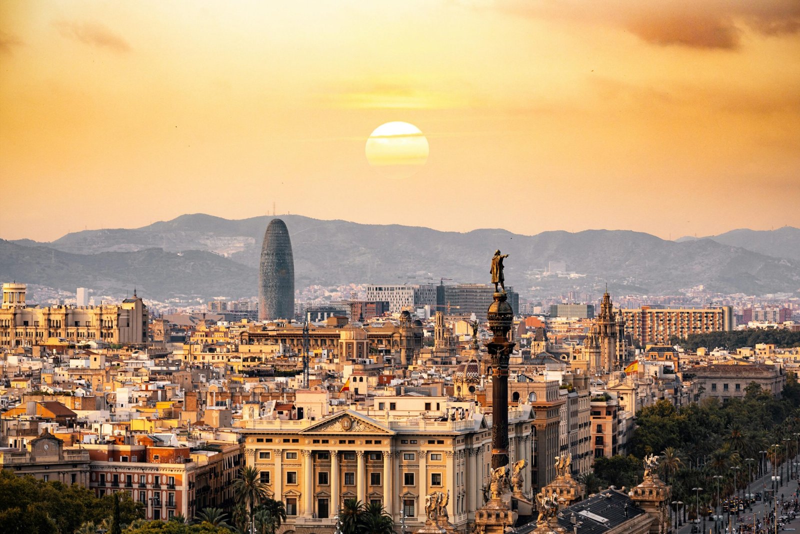 Mejores opciones para hacer en Barcelona: 7 Experiencias Imperdibles en Barcelona para una Visita Inolvidable 1 Opciones