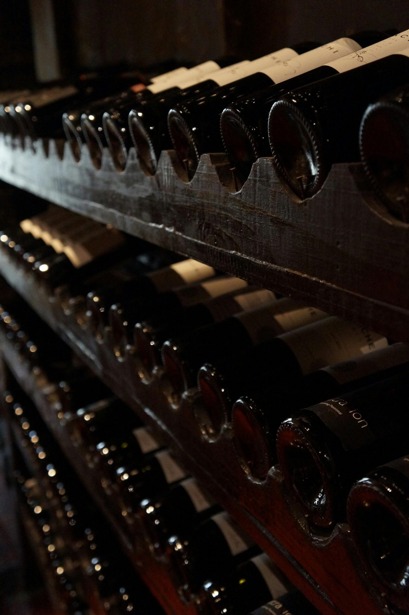 Donde disfrutar un vino en Barcelona: Descubre los 5 Mejores Lugares para Disfrutar del Vino en Barcelona 2 Winegogh