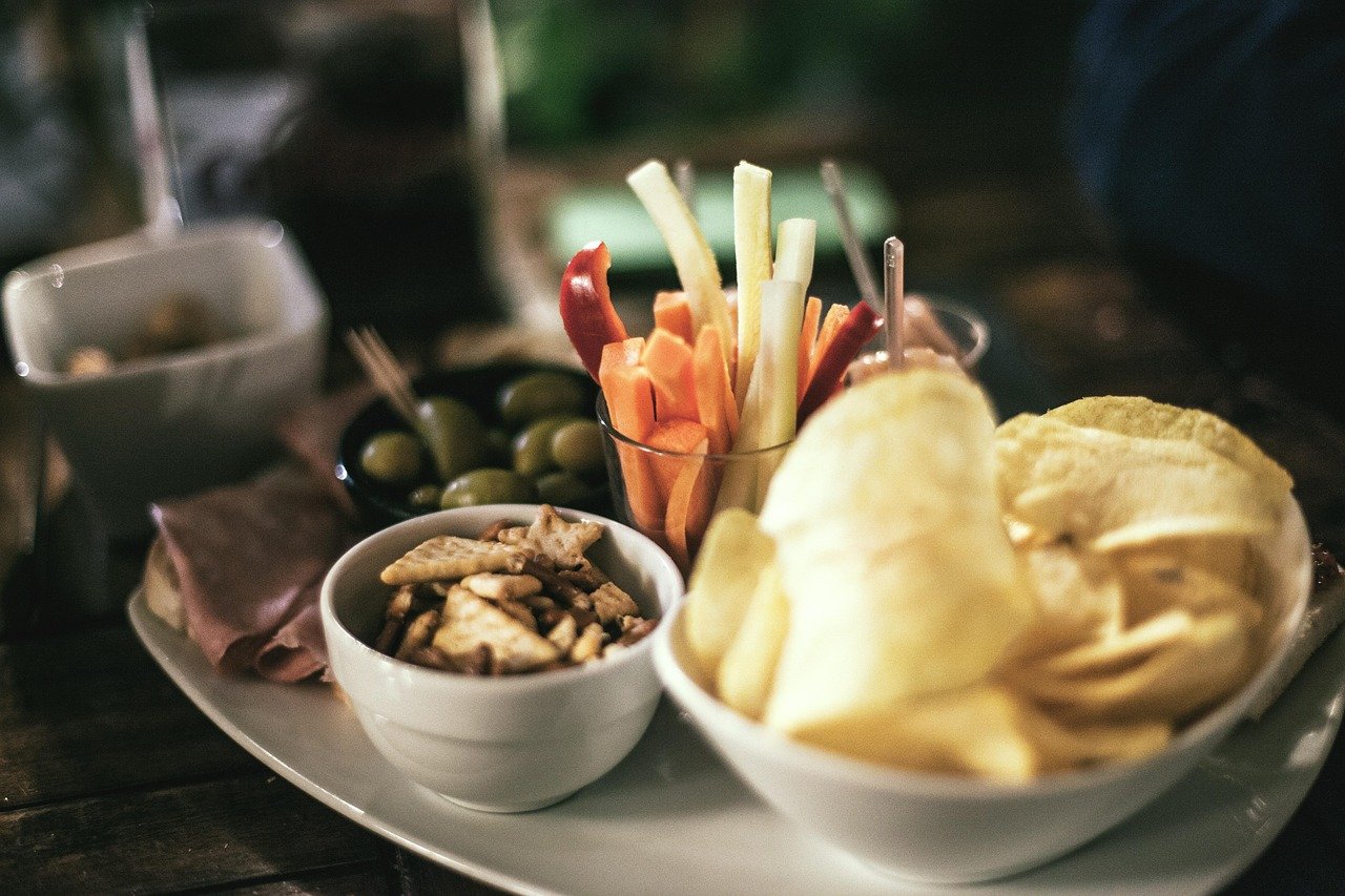 Tardes en Sevilla; 5 Experiencias Inolvidables para Disfrutar una Tarde en Sevilla 4 tapas 407231 1280