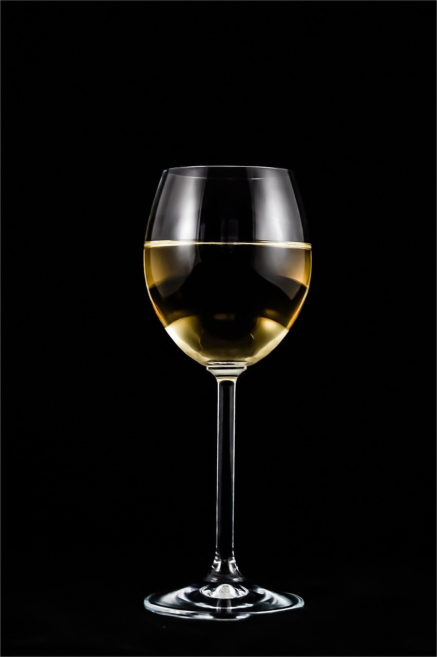Donde disfrutar un vino en Madrid: 4 Lugares Increíbles para Disfrutar del Mejor Vino en Madrid 1 Disfrutar vino