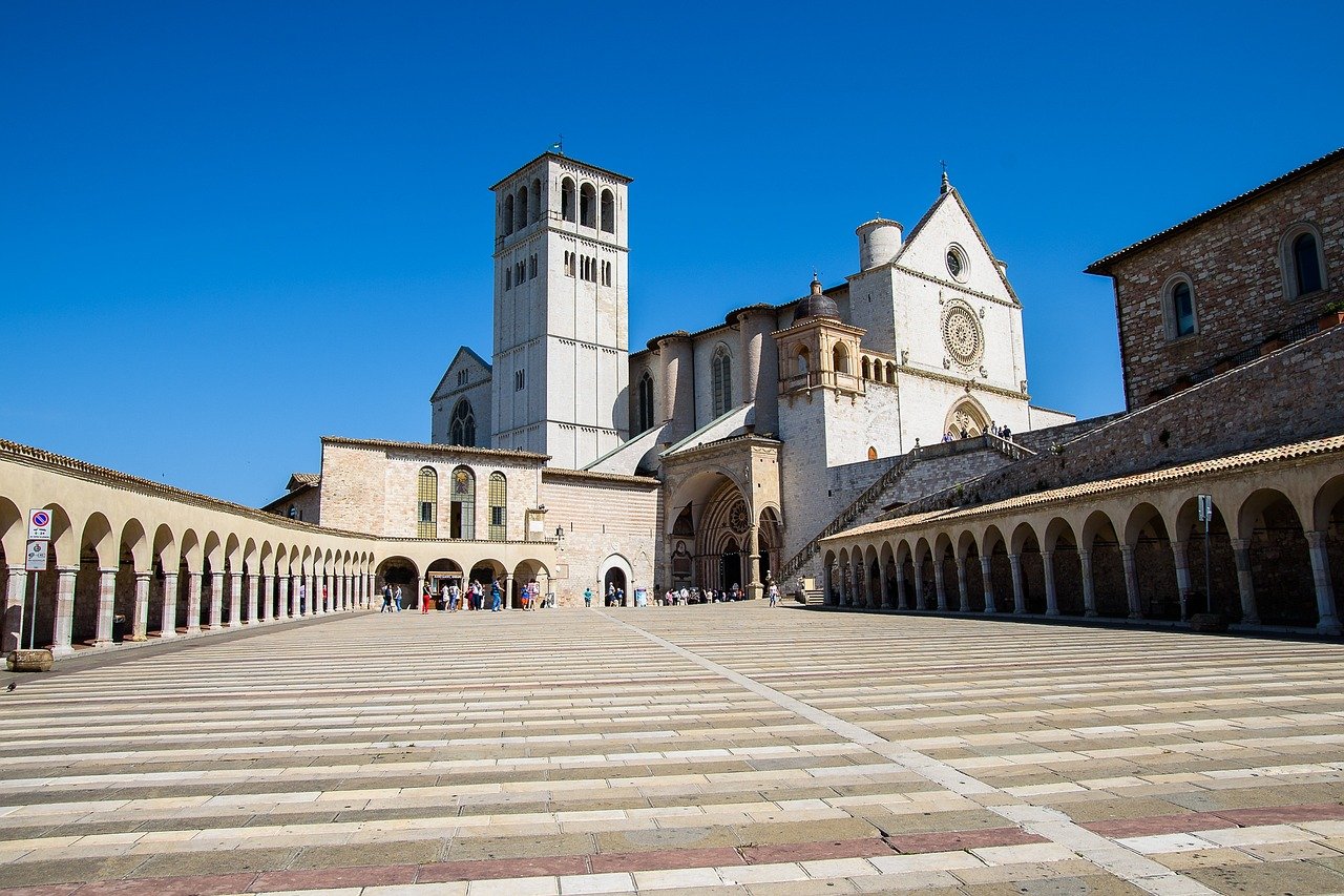 Sevilla en 48 Horas; 5 Experiencias Fascinantes para Vivir Sevilla en Solo 48 Horas 3 assisi 1693681 1280