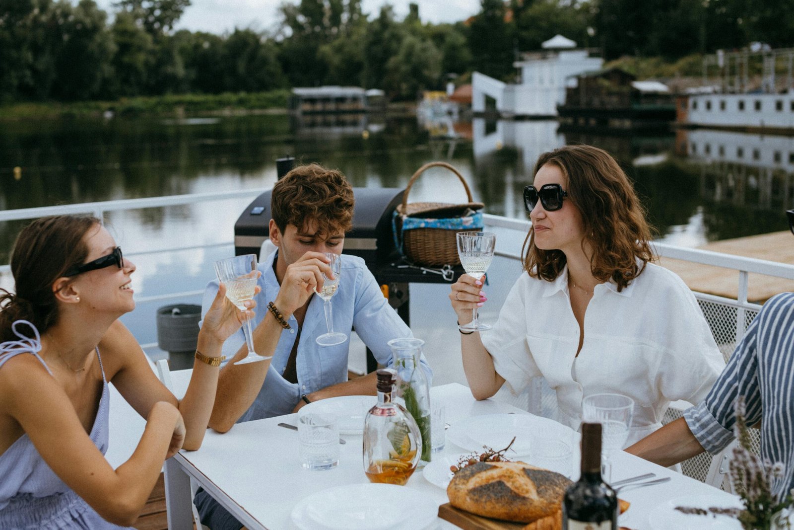 Donde celebrar en Sevilla: 5 Ideas Sorprendentes para Celebrar a lo Grande en Sevilla 3 Winegogh