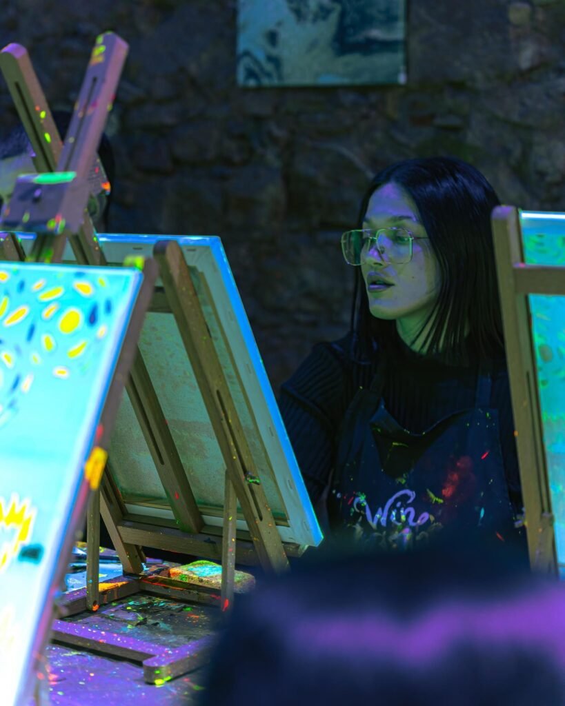 Arte Familiar en Barcelona; 2 Planes Increíbles de Arte Familiar en Barcelona con Wine Gogh 23 Arte Familiar en Barcelona;