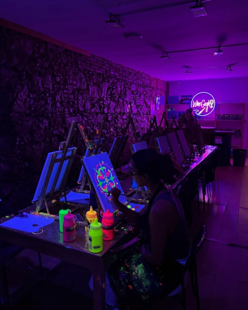 Planes familiares en Valencia; 3 Planes de Creatividad, Diversión y Arte con Wine Gogh 19 Planes familiares en Valencia;