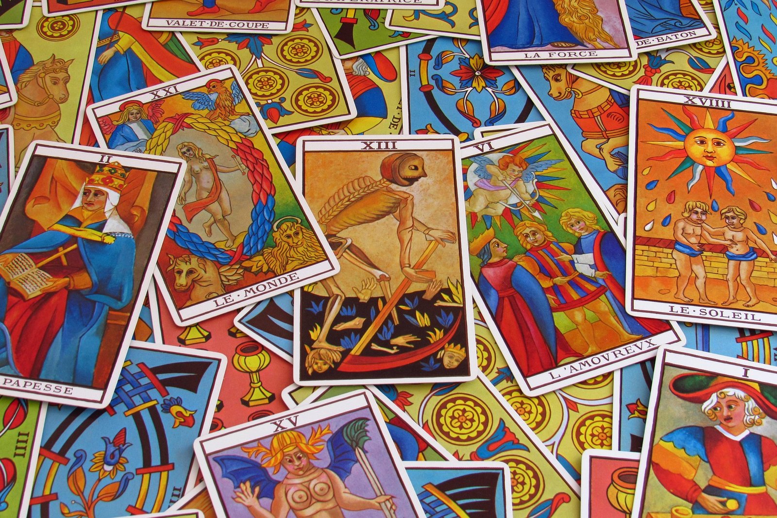 Tarot Bueno en Málaga: 1 Guía Completa para Encontrar las Mejores Lecturas 3 Wine Gogh