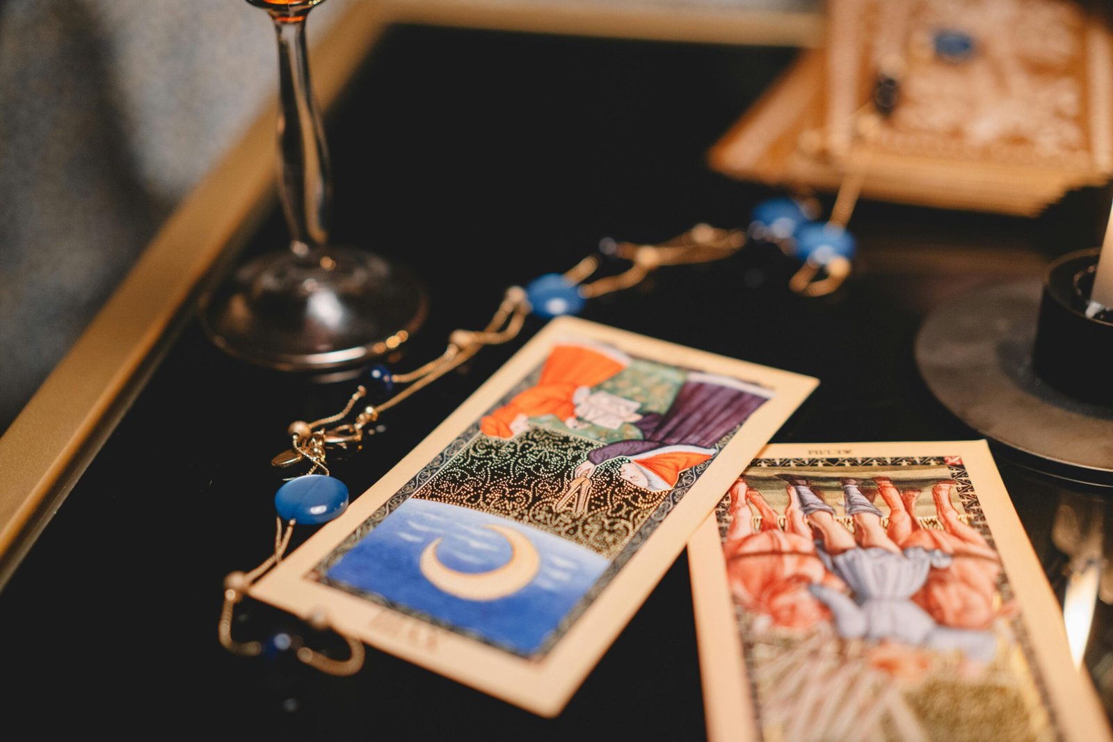 Tarot Bueno en Valencia: Descubre 1 Guía Completa para Encontrar las Mejores Lecturas 4 Wine Gogh