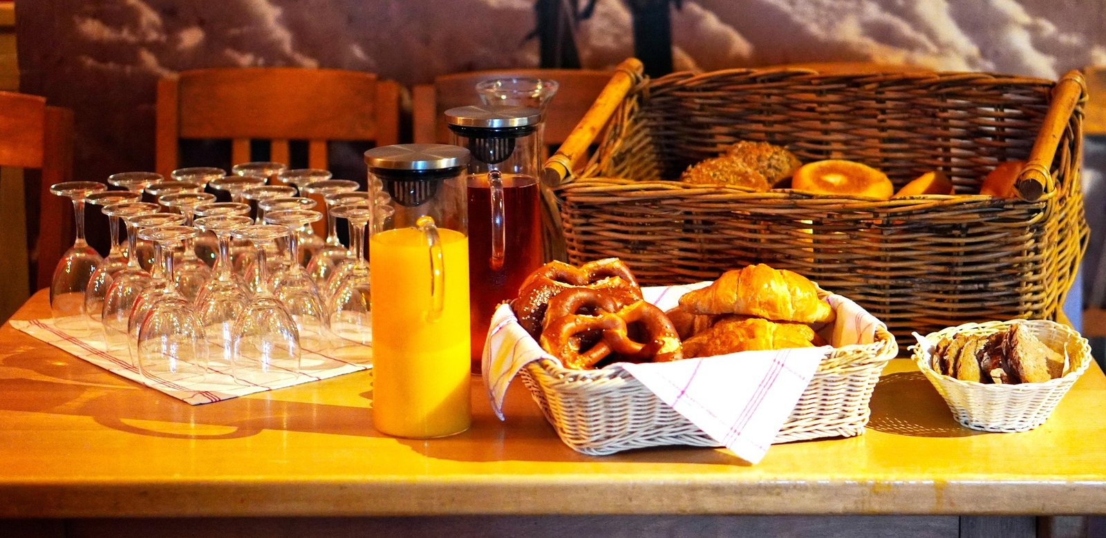 Buffets Libres en Barcelona: 1 Guía Completa para los Amantes de la Comida sin Límites 2 Wine Gogh