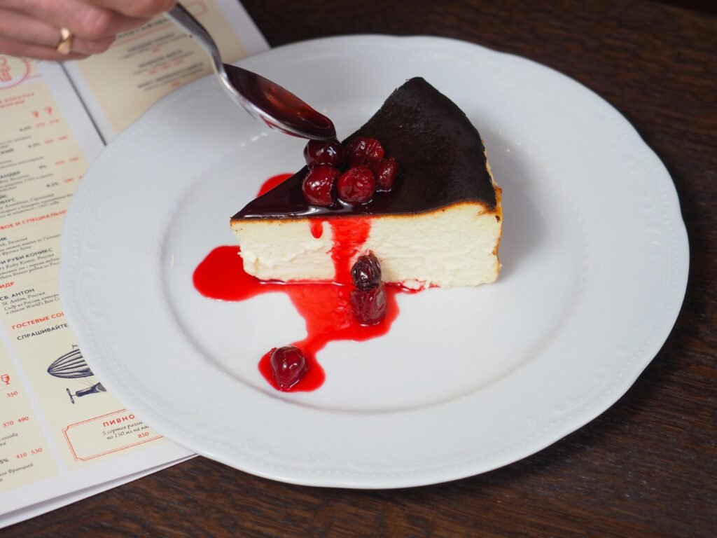 Tarta de Queso en Valencia: 1 Postre que Enamora a Todos 13 pexels nadin sh 78971847 13749944