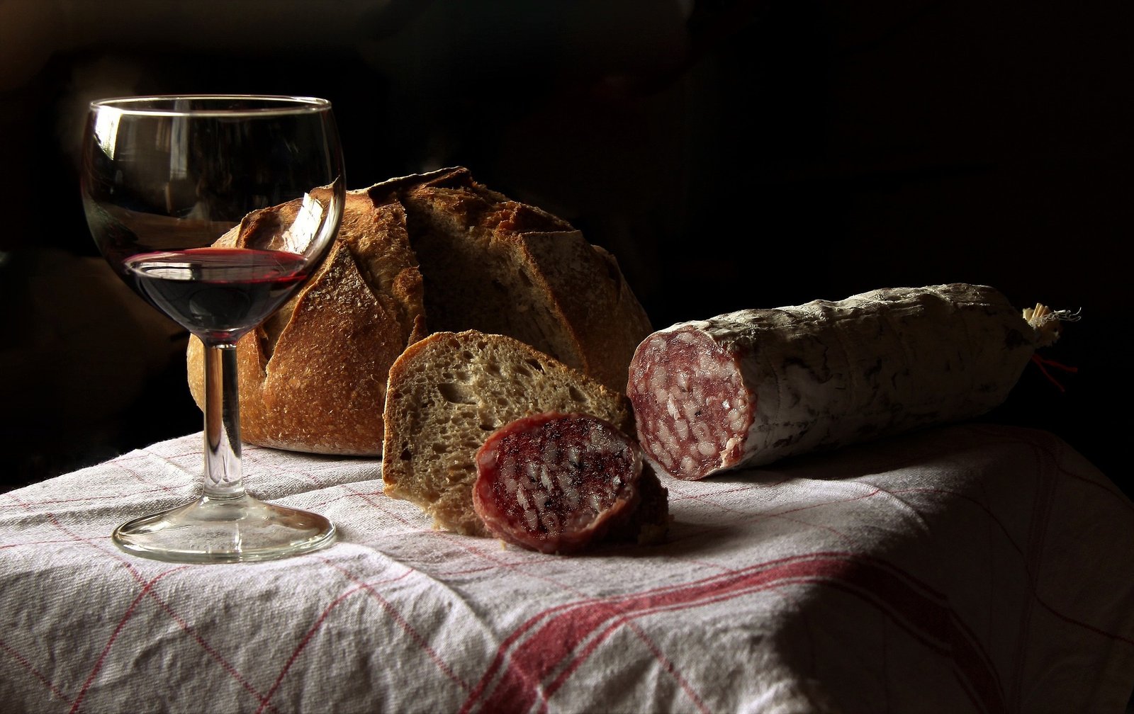 Turismo enológico: 5 experiencias fascinantes que todo amante del vino debe vivir 5 Wine Gogh
